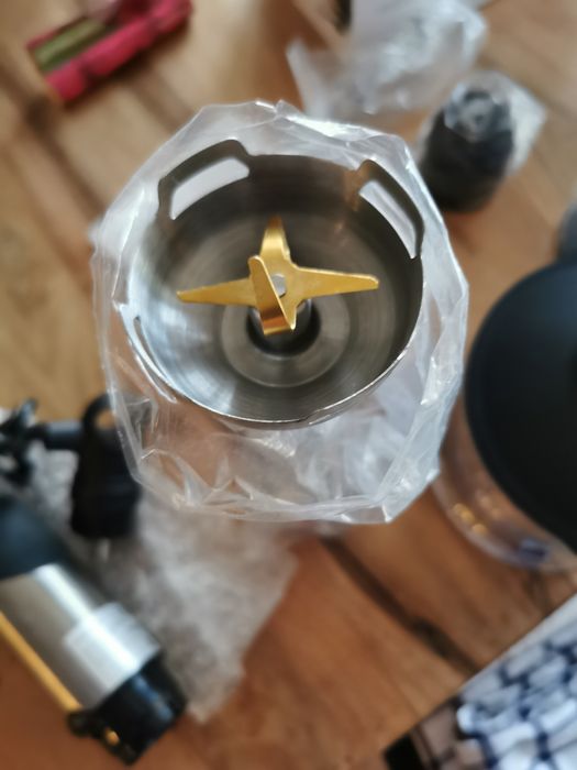 Пасaтор , чопър, блендер, миксер Cecotec 1000v