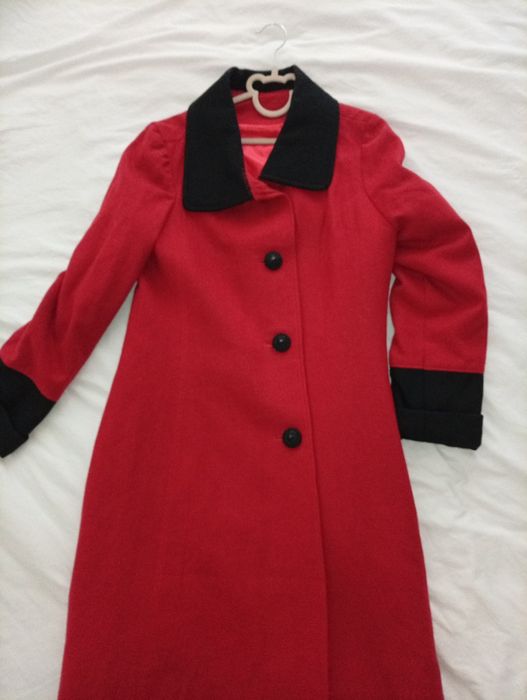 Платья белый красный