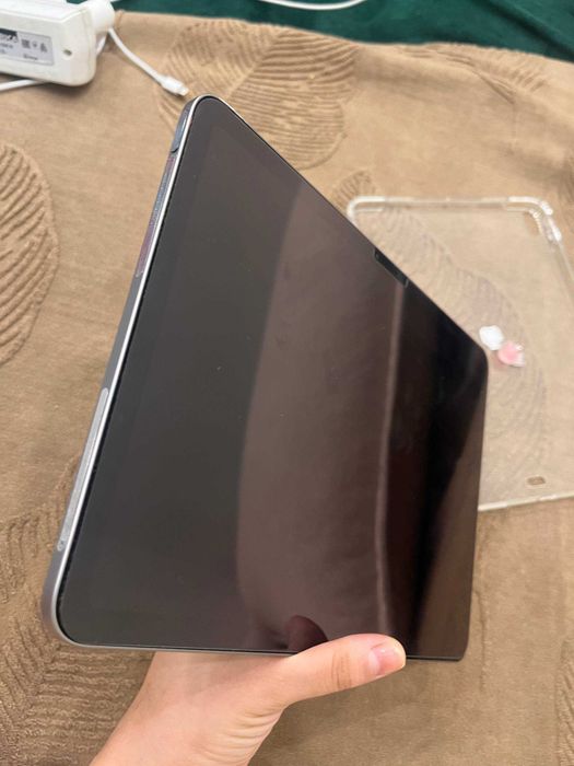 Продам Ipad Air M3