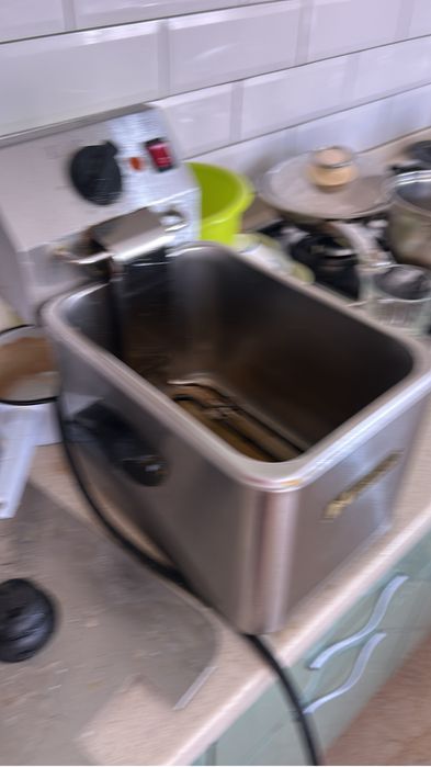 Продам фритюрницу