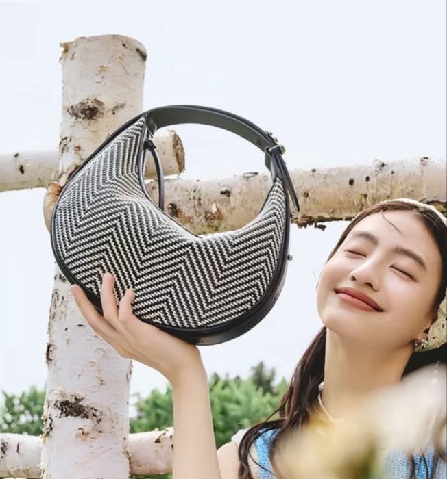 Amazing song чанта от естествена кожа