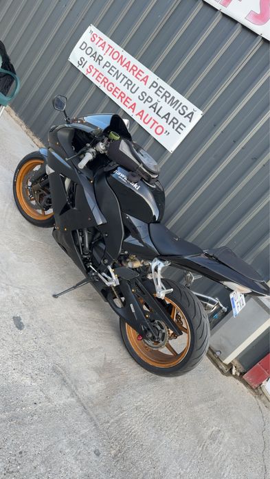 Vând kawasaki ninja zx10r