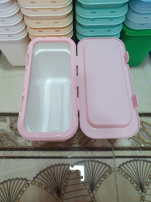 Коробочки пластиковые с крышкой