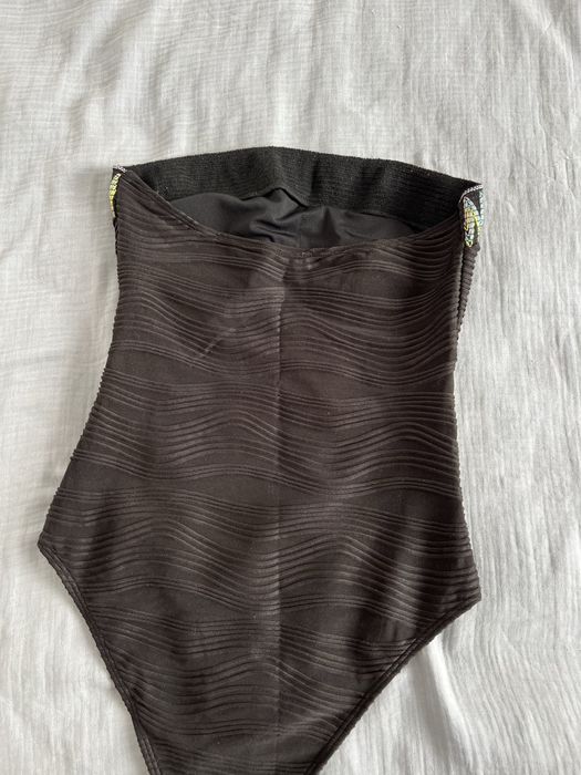 Купальники продам новые