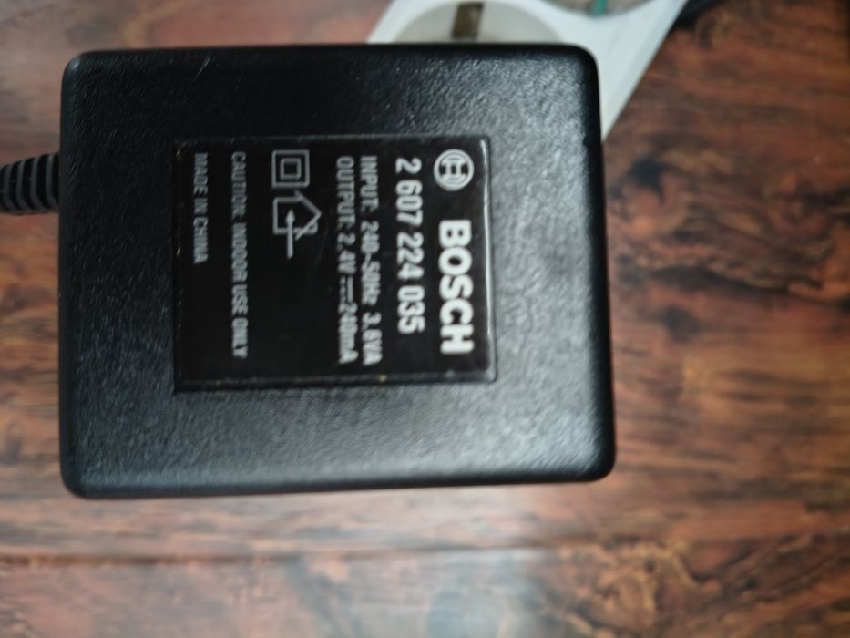 Vind cu preț redus șurubelniță electrică BOSCH - PSR 2,4 V