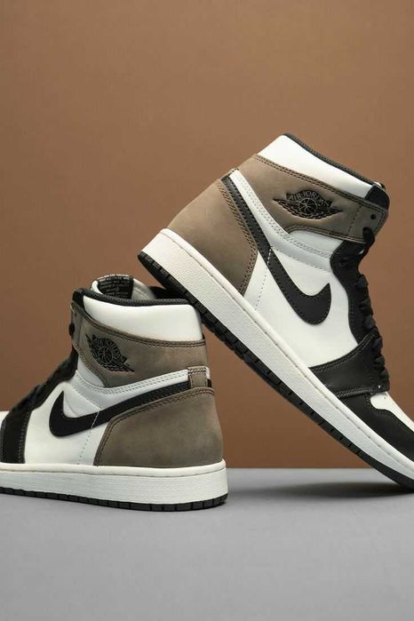 Уникальный дизайн кроссовки Nike Air Jordan