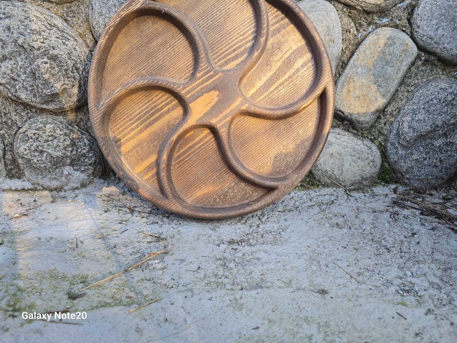 Поднос, дървен поднос,Великден