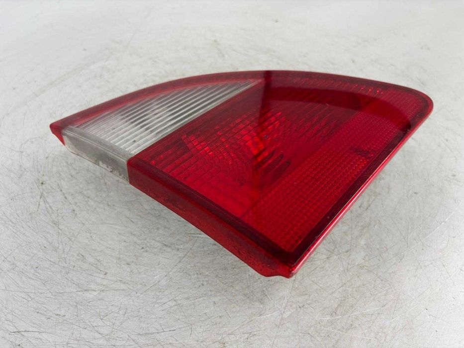 Stop stanga de pe haion Ford Galaxy an 2004
