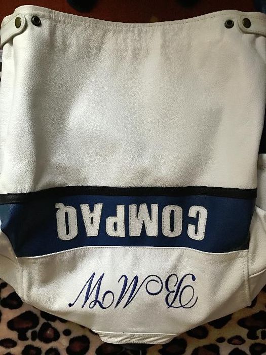 коженo яке BMW-ново!