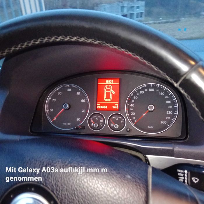 Masina marca VW Touran