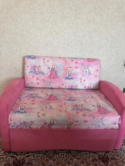 Продам детский диван кровать