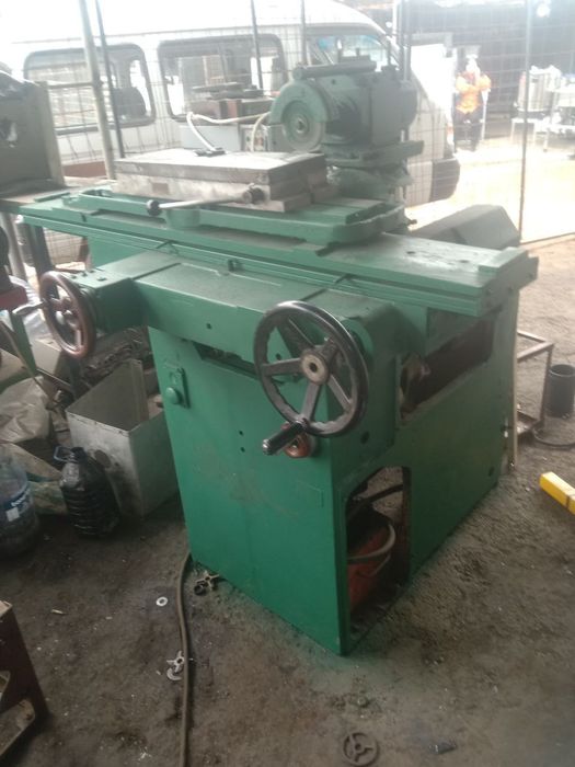 Заточной, шлифовальный станок в отличном состоянии