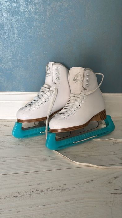 Коньки для девочки