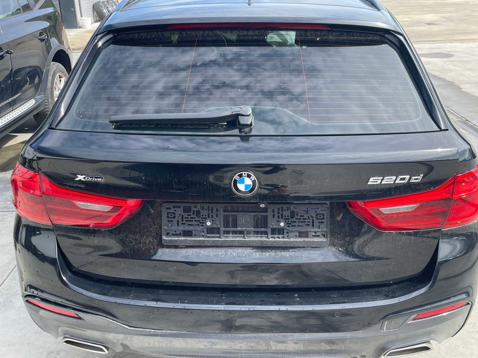 Haion Bmw seria 5 G31 touring/break/combi culoare Black Sapphire 475