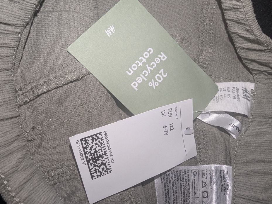 Pantaloni fetița 6-7 ani