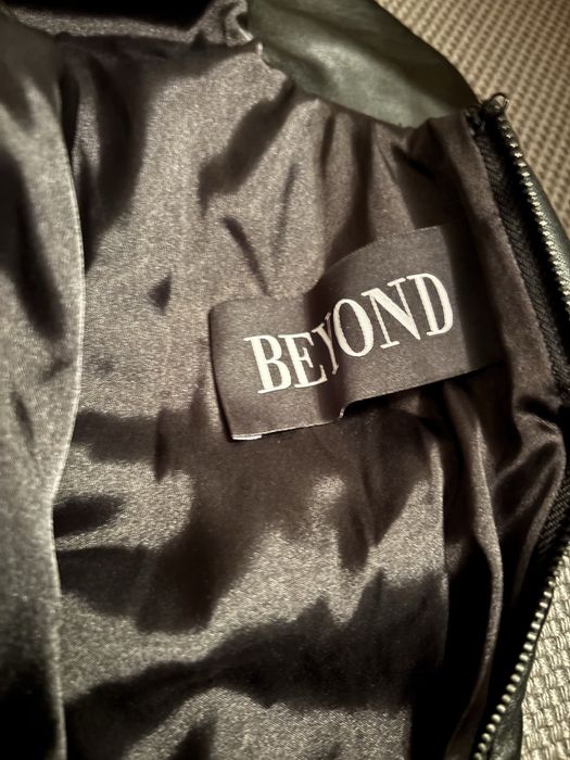 Кожена рокля Beyond