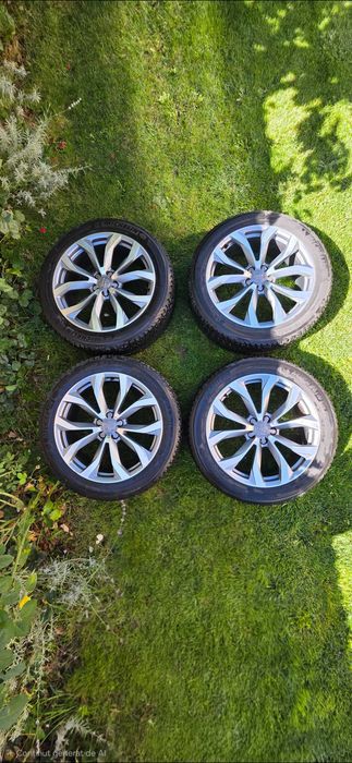 Set Roti Audi Q5 cu anvelope iarna Michelin Latitude 2 255/45 R20
