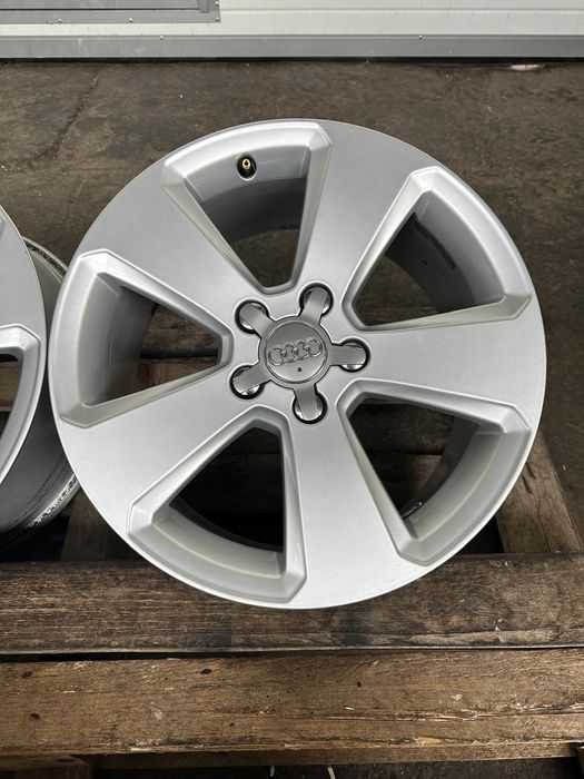 Jante originale Audi A3/S3 Vw Golf Caddy Touran Skoda Seat pe 17"