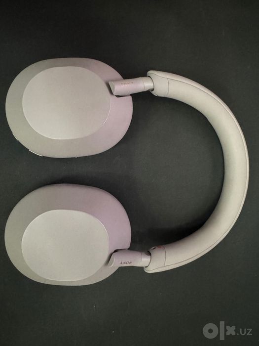 Sony WH-1000 XM5