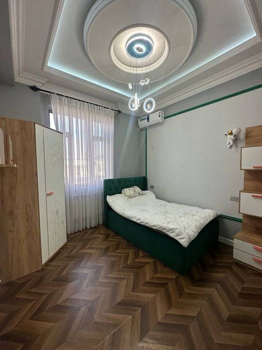 Учаска Ховли Юунсабад 17-Баниса 6.хонали 2-сотих 3-та Санузел Бор