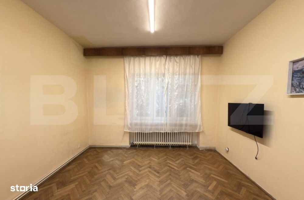 Apartament cu 5 camere, 143 mp, zona Centrala