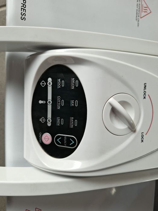 Presa de calcat cu abur