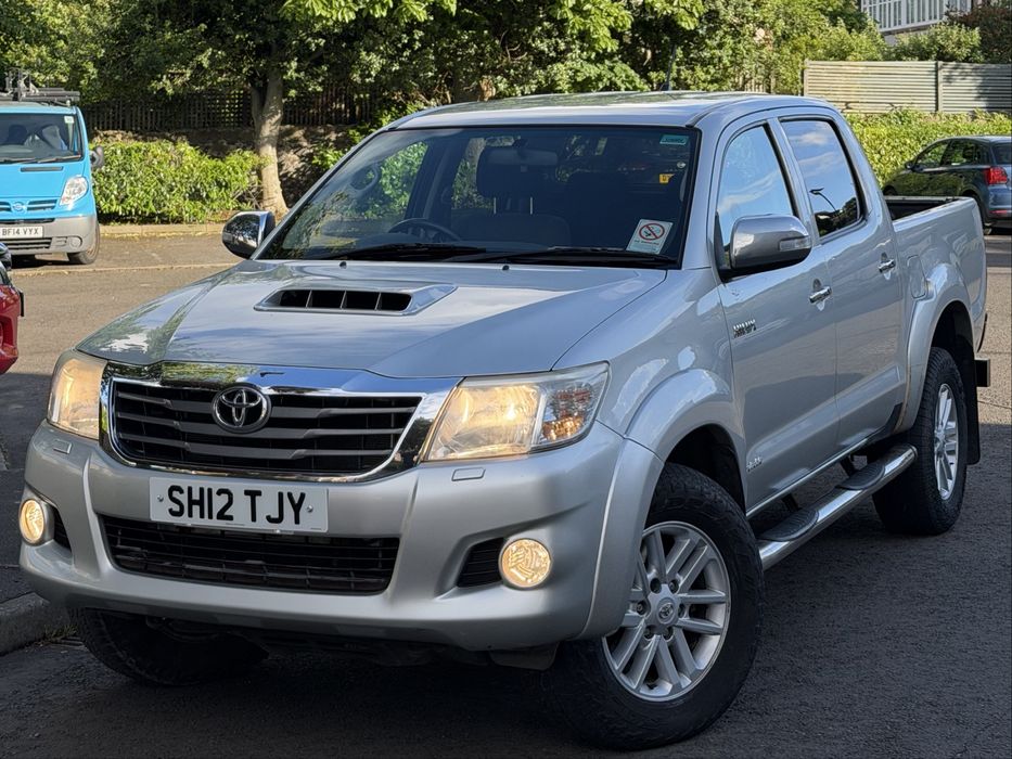 Toyota Hilux D-4D Invincible 3.0 - 171 CP
