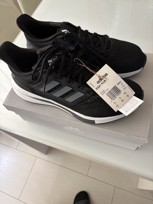 Нови Adidas EQ21 RUN  размер 44 2/3