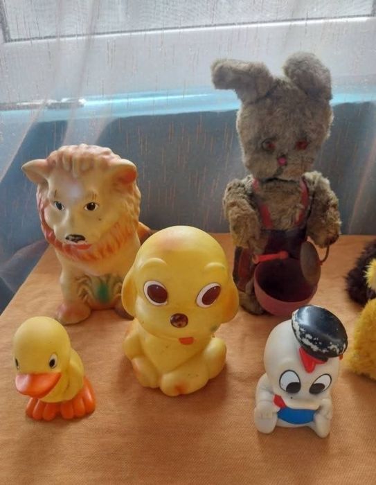 Jucării vechi de colecție.