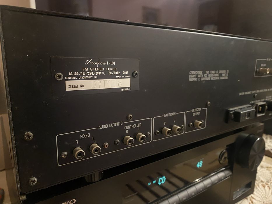 Tuner Fm vintage HiFi HiEnd Accuphase T-101