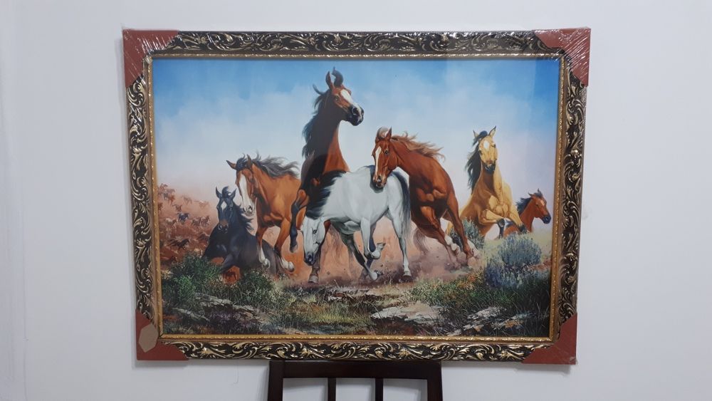 Картины в рамке новые