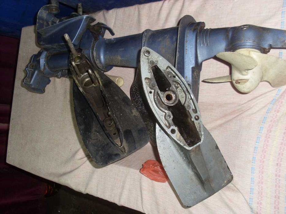 продавам двигател за части маринер 9.9кс