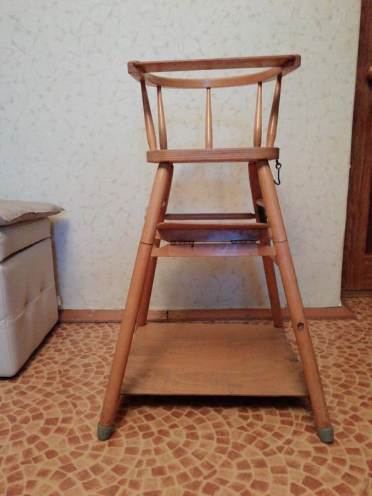 Детский стул для кормления