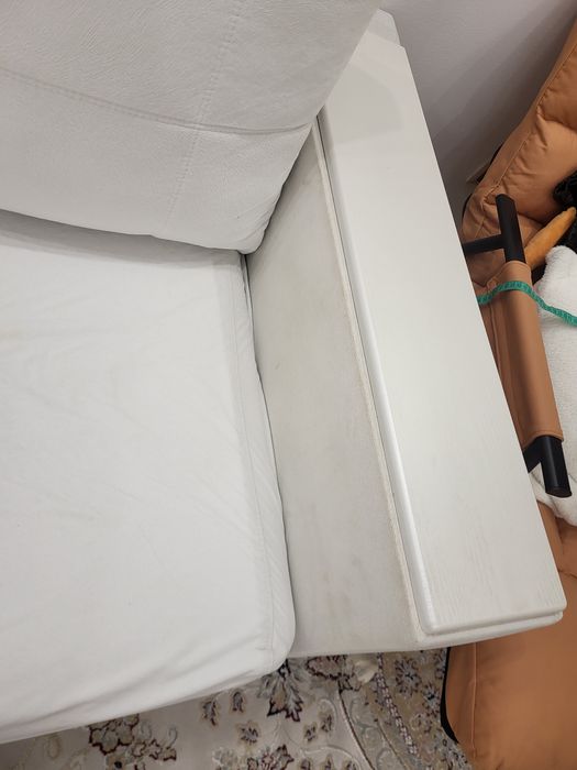 Диван раскладной евро белый