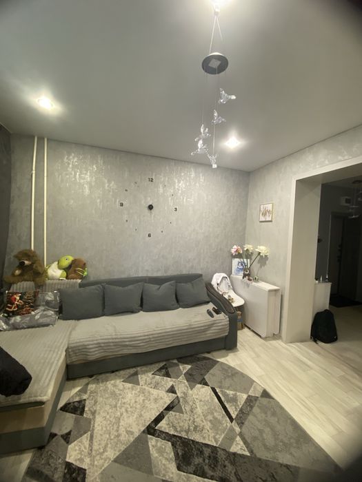 Продам 3 комнатную квартиру