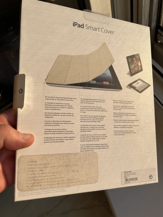 iPad Smart Cover din piele-nou