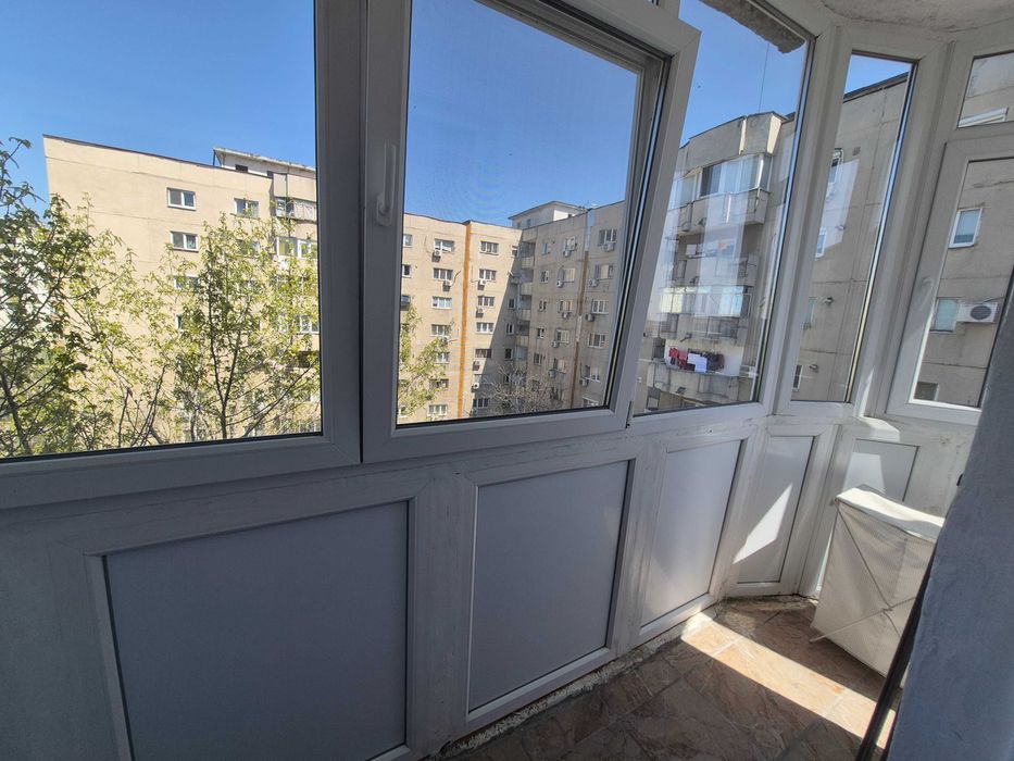 Garsoniera 42 mp,balcon spatios,5 min metrou Mihai Bravu,5 min Mall Vitan