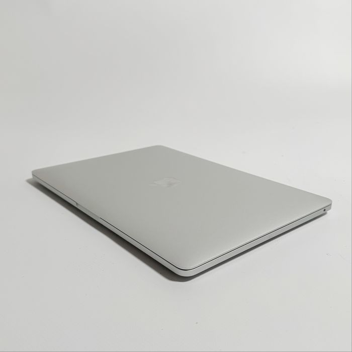 MacBook Pro 13 M2 Silver 256GB 2022