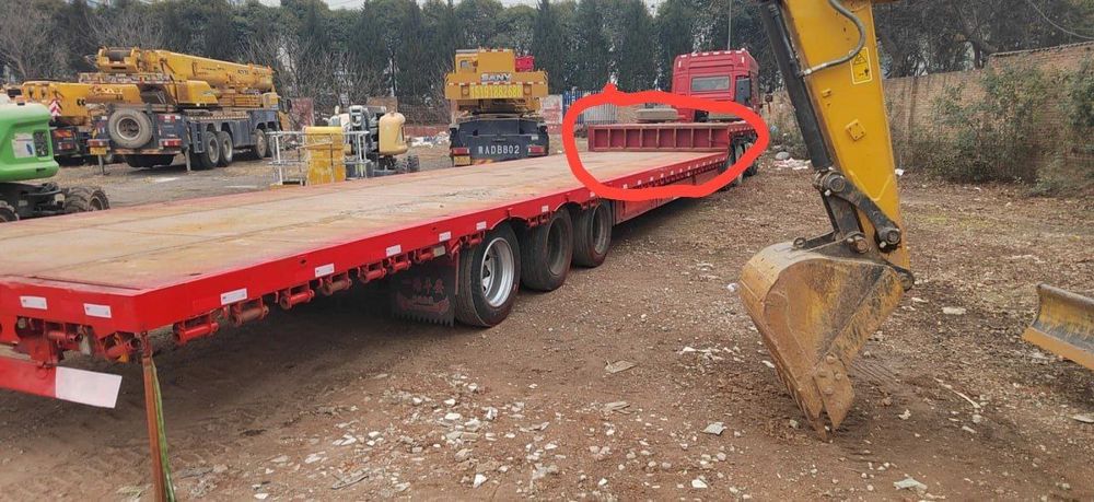 Траллер прицеп срочно сотилади  2013 йили