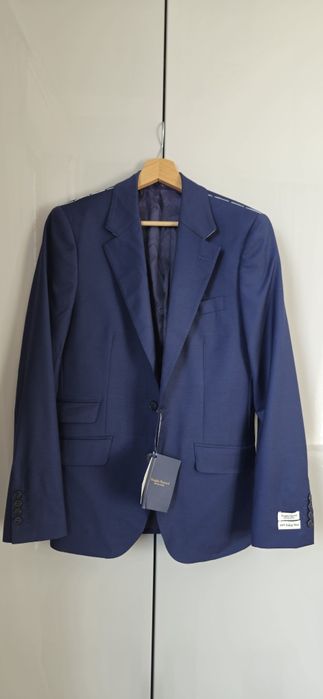 Нов костюм 100% италианска вълна Douglas Mayfar