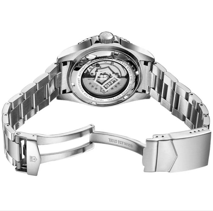 Masculine Elegance LN7001