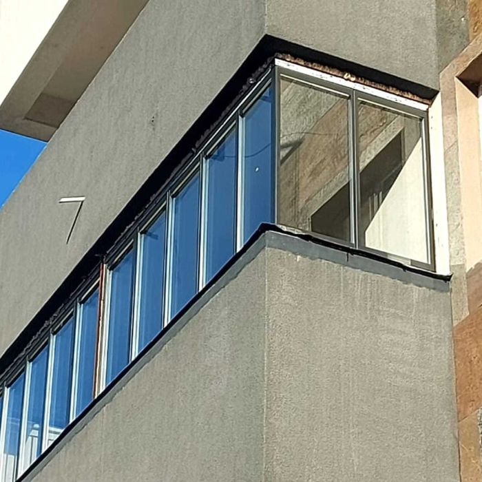 inchideri balcoane cu sticla securizata