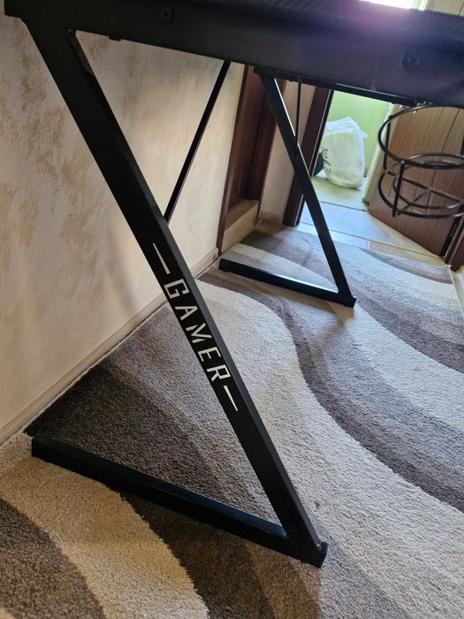 Геймърско бюро ,много запазено!