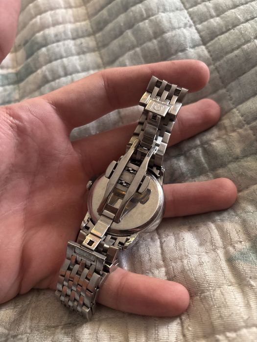 Срочно! Продам часы Omega De ville