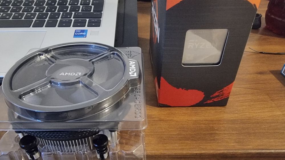 AMD Ryzen 5 5600x AM4, Wraith Stelth