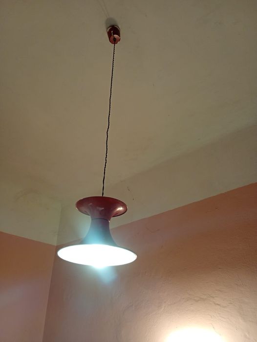 Lampa de tavan , lungime reglabila