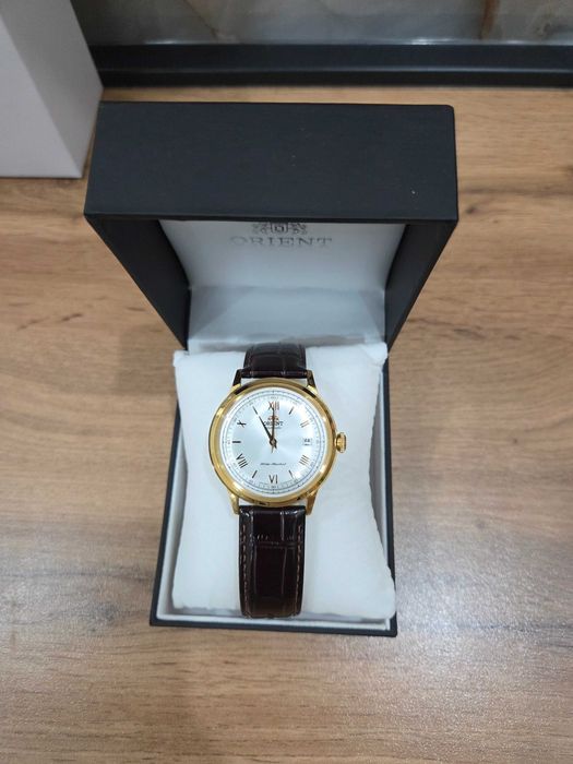 Продается часы ORIENT