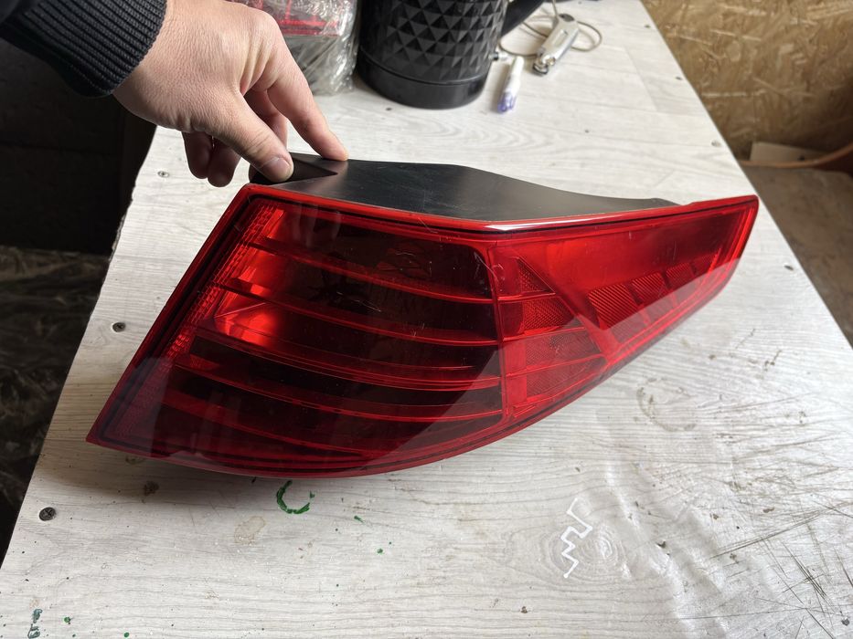 Кия Оптима зад Фонарь