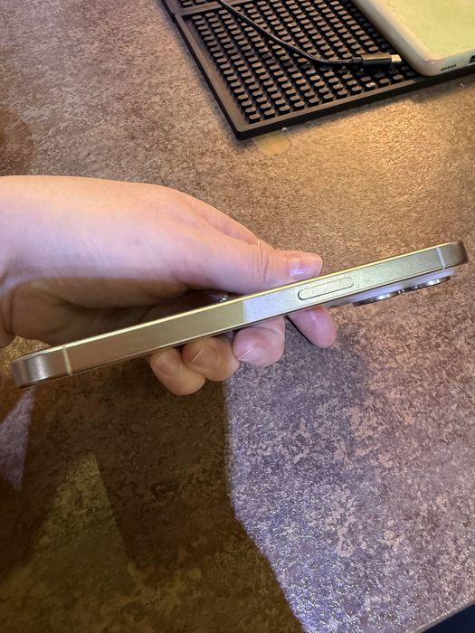 Iphone 15 pro 256 gb