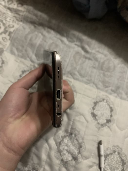 Продам оппо а5 2020